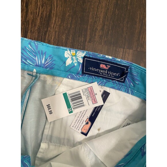 Vineyard Vines Men's 37 Breaker Shorts Palm Tree Pattern 8.5 inch Inseam Blue - Picture 2 of 10